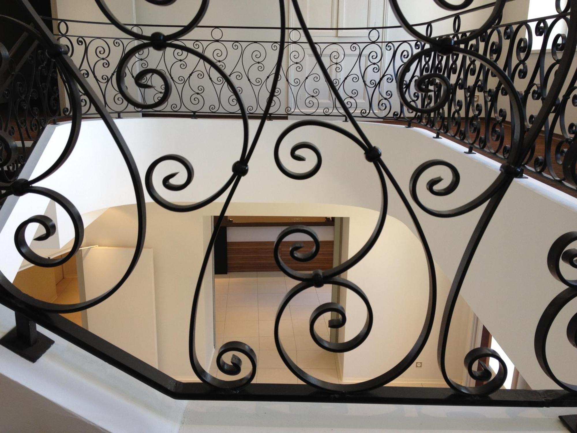 Le 1837 Aparthotel Saint-Affrique Εξωτερικό φωτογραφία